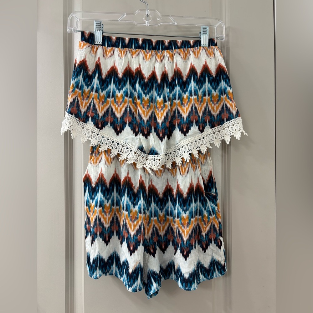 Xhilaration Multicolor Sleeveless Romper with Lace